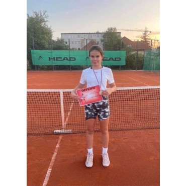 Rebeka Rábeková na turnaji dorasteniek 2.miesto